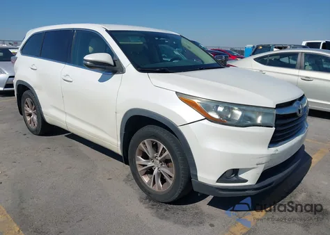 2015 Toyota Highlander Le Plus V6 from USA, damaged, VIN 5TDBKRFH2FS091704
